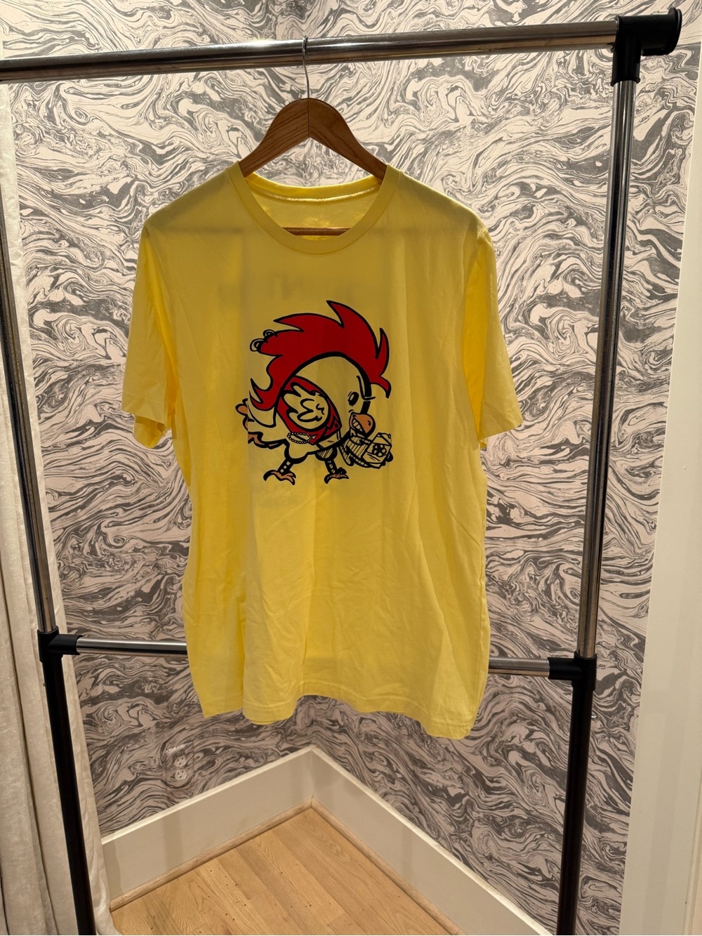 HOT CHICKEN: Yellow Graphic Crewneck T-Shirt with Red Cartoon Print